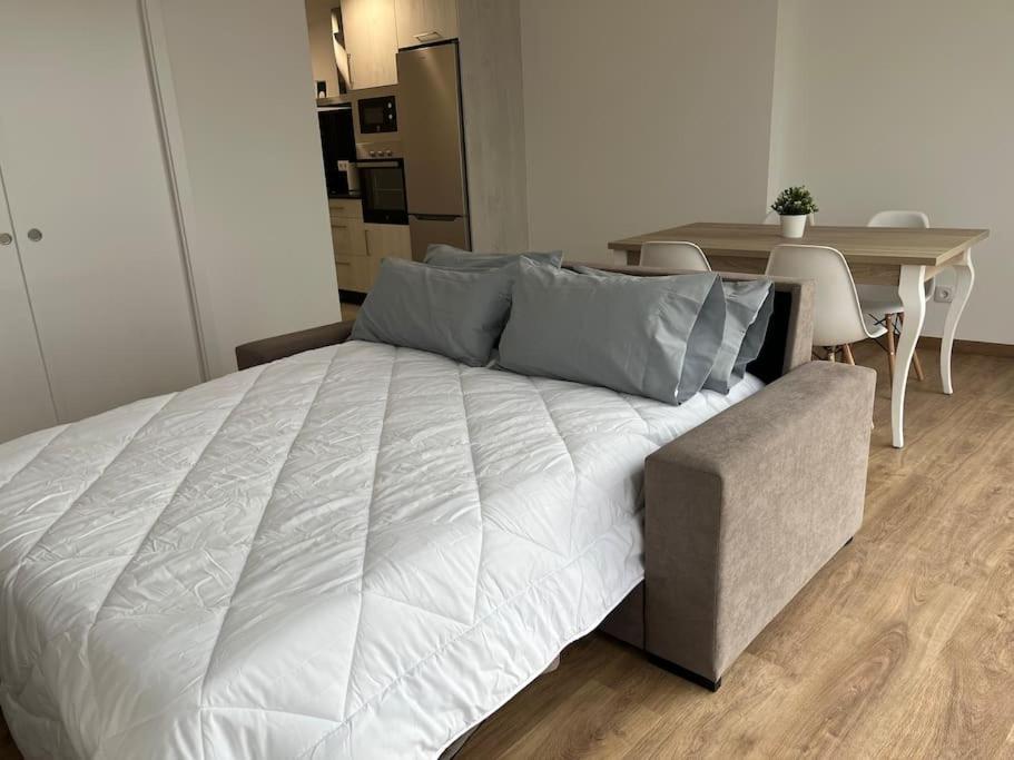 Apartamento Centrico Con Vistas Сантьяго-де-Компостела Екстер'єр фото