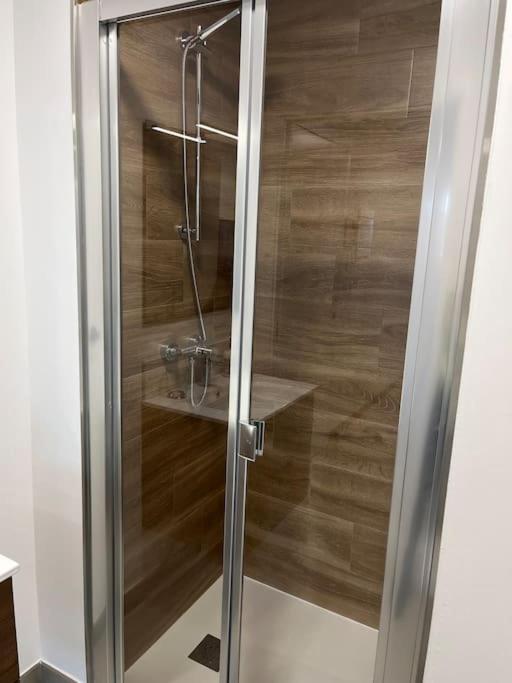 Apartamento Centrico Con Vistas Сантьяго-де-Компостела Екстер'єр фото